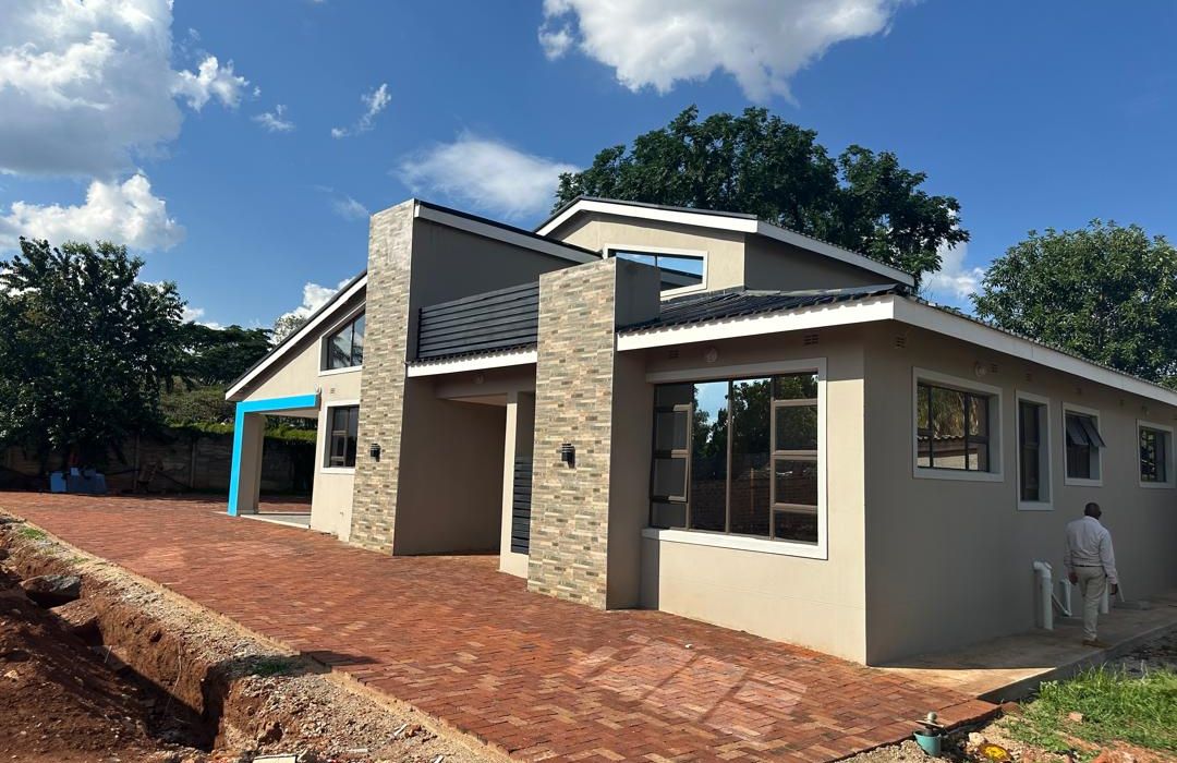 4 Bedroom Cluster Home for Sale in Borrowdale 