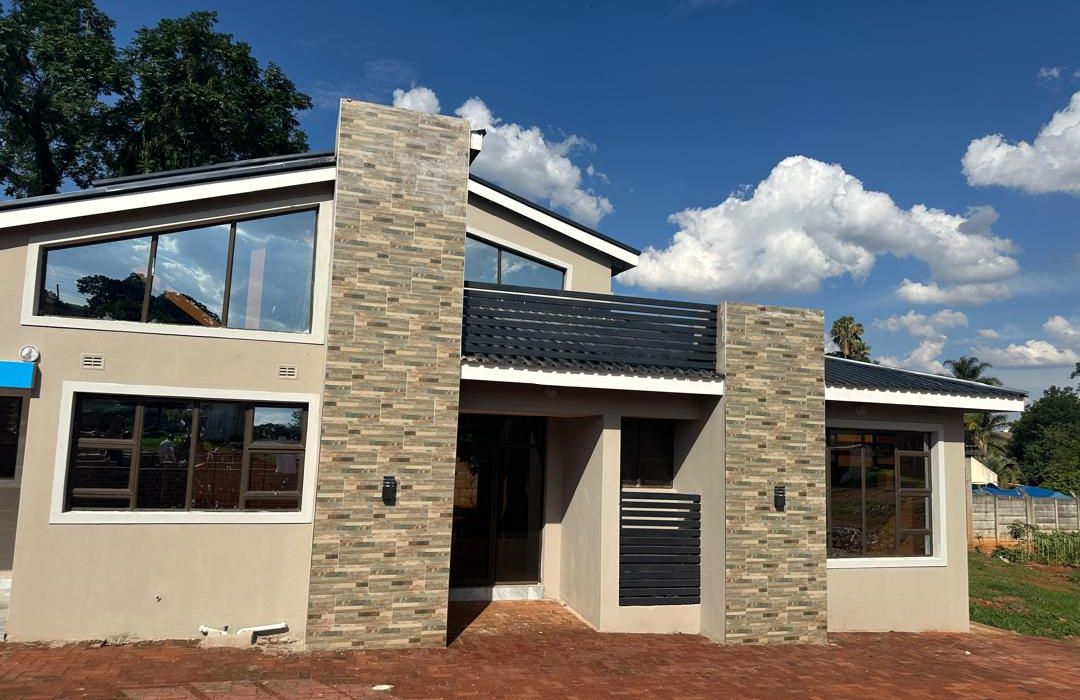 4 Bedroom Cluster Home for Sale in Borrowdale 