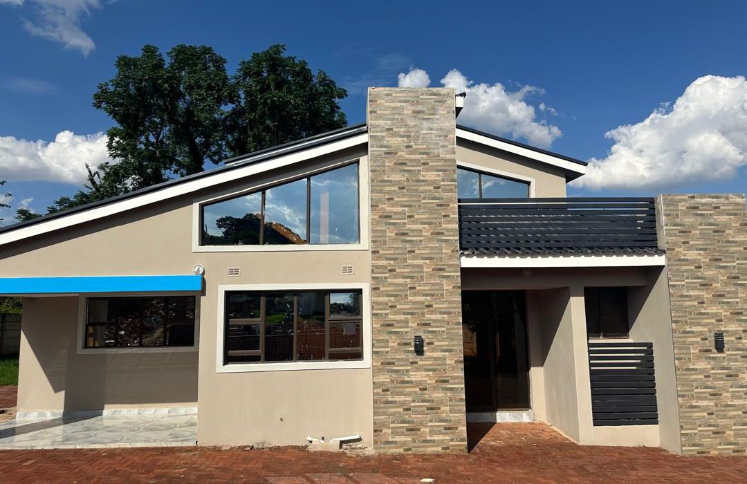 4 Bedroom Cluster Home for Sale in Borrowdale 