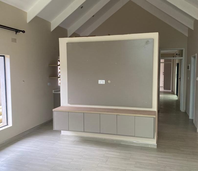 4 Bedroom Cluster House for Sale in Marlborough 