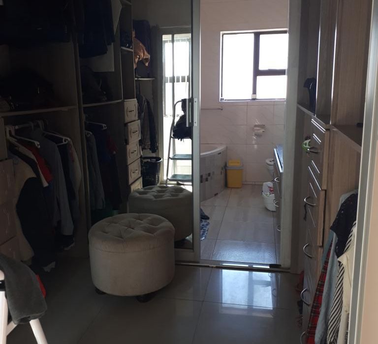 4 Bedroom Double Storey House for Sale in Crowhill