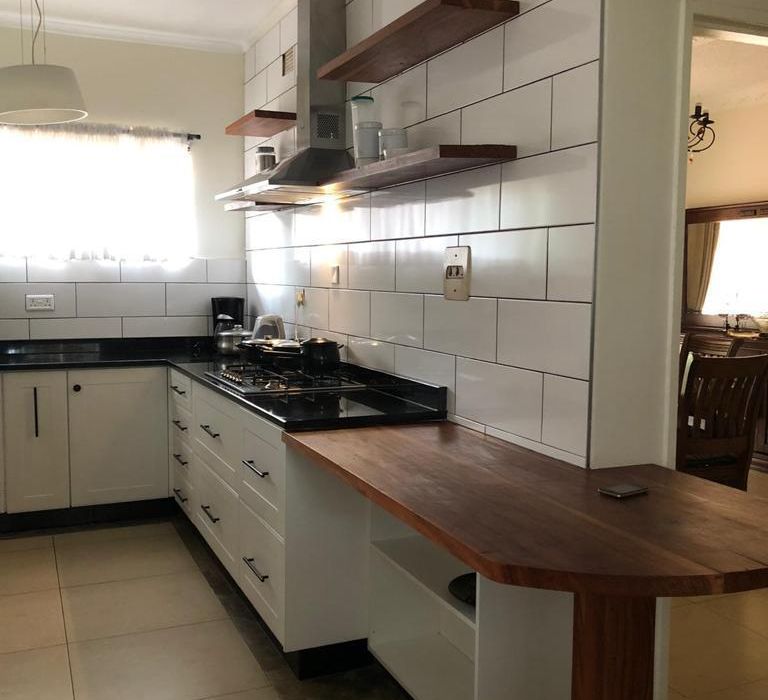 4 Bedroom House for Rent in Alexandra Park (Commercial Use)