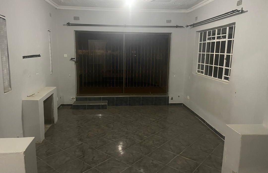 4 Bedroom House for Rent in Damofalls 