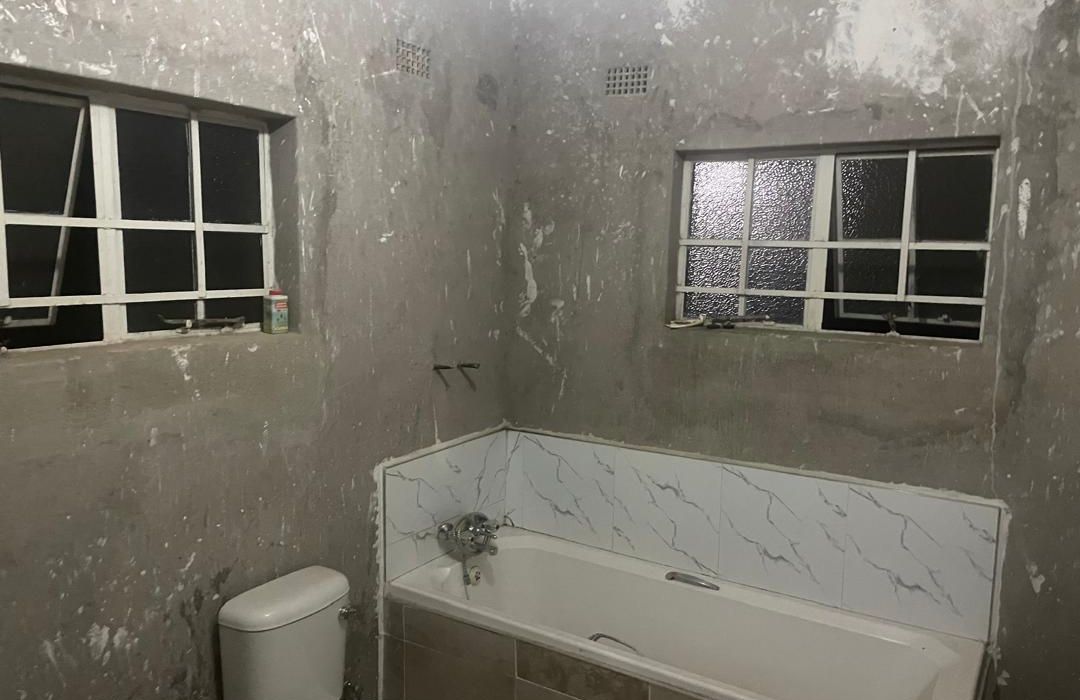 4 Bedroom House for Rent in Damofalls 