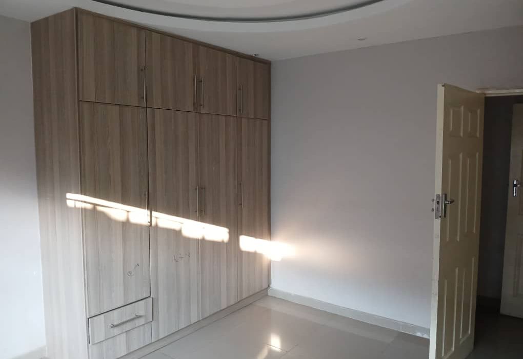 4 Bedroom House for Rent in Dzivarasekwa Ext