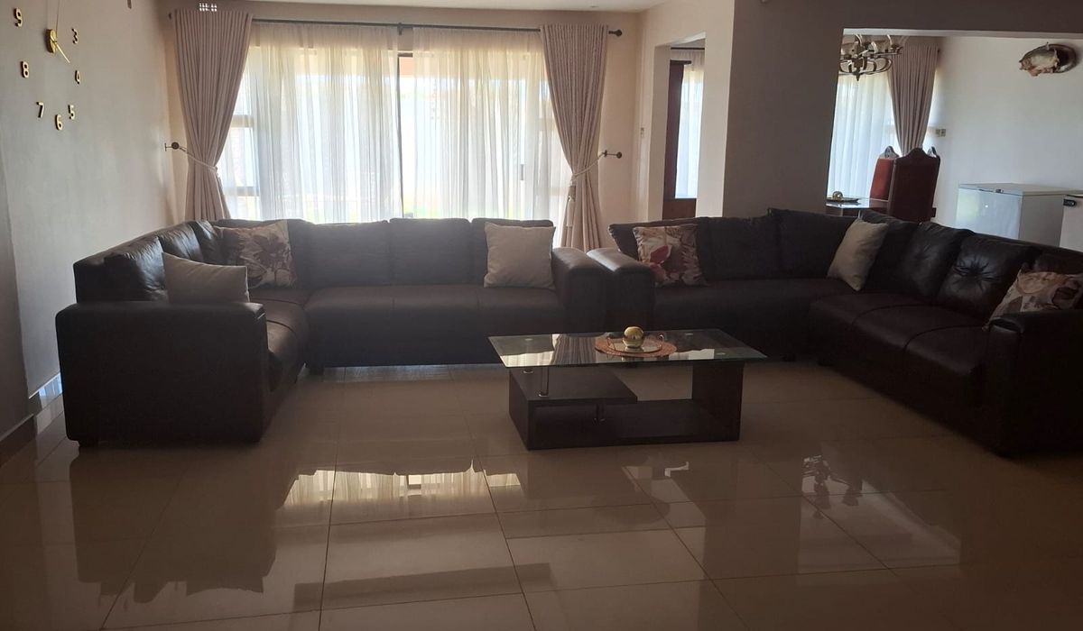 4 Bedroom House for Rent in Mount Pleasant 