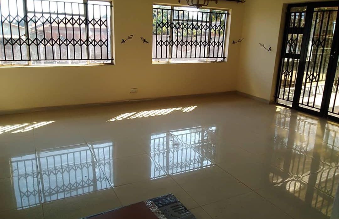 4 Bedroom House for Rent in Westlea
