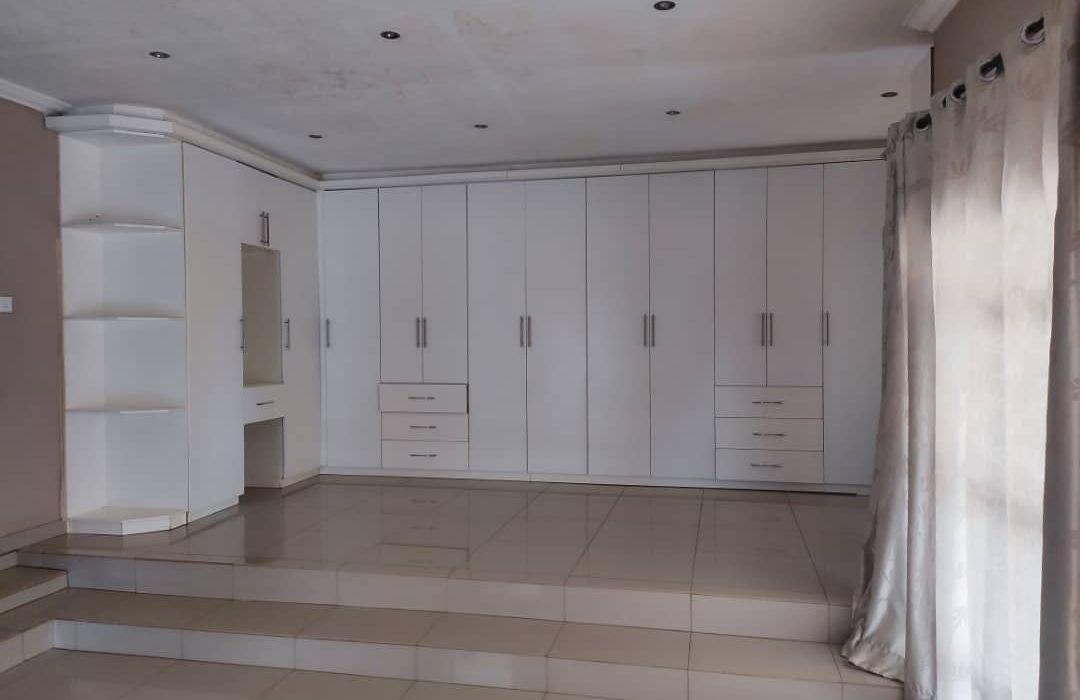 4 Bedroom House for Rent/Sale in Brookview 