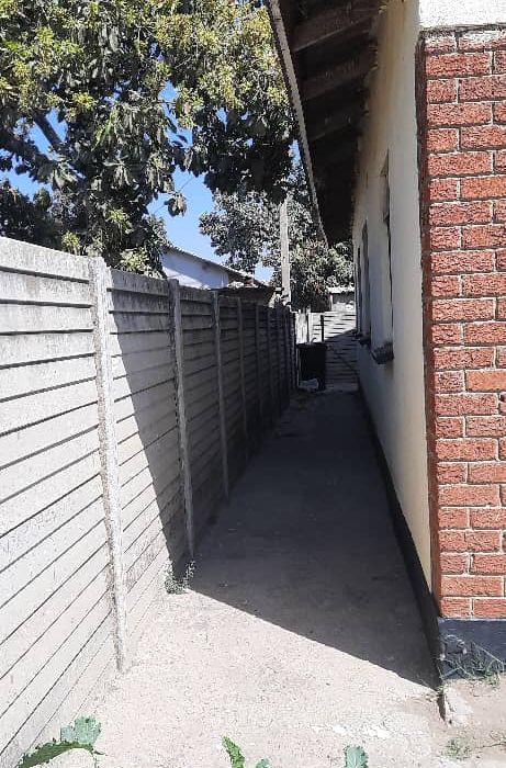 4 Bedroom House For Rent/Sale in Unit P Chitungwiza