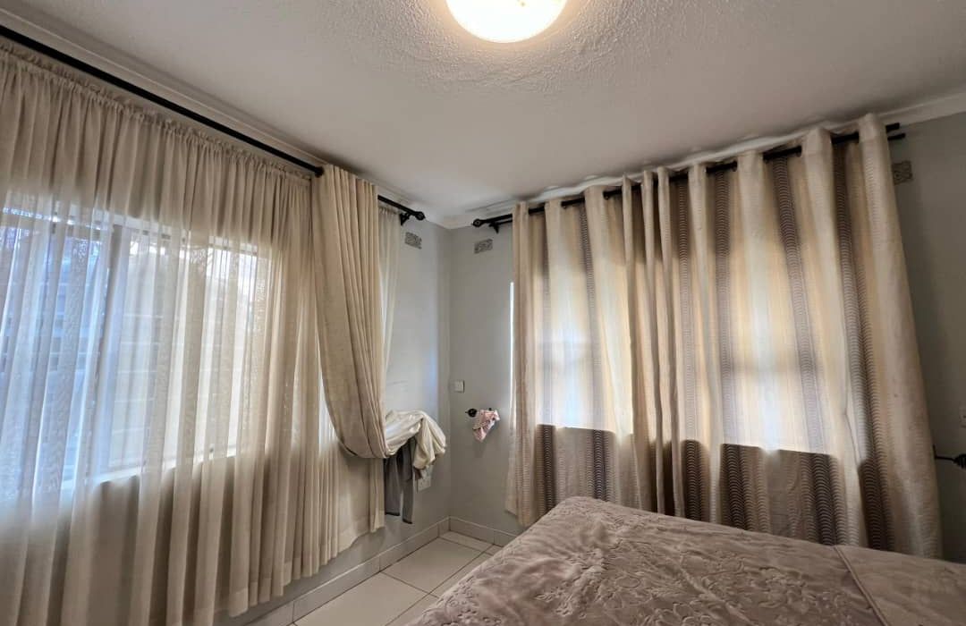 4 Bedroom House For Sale in Arlington 