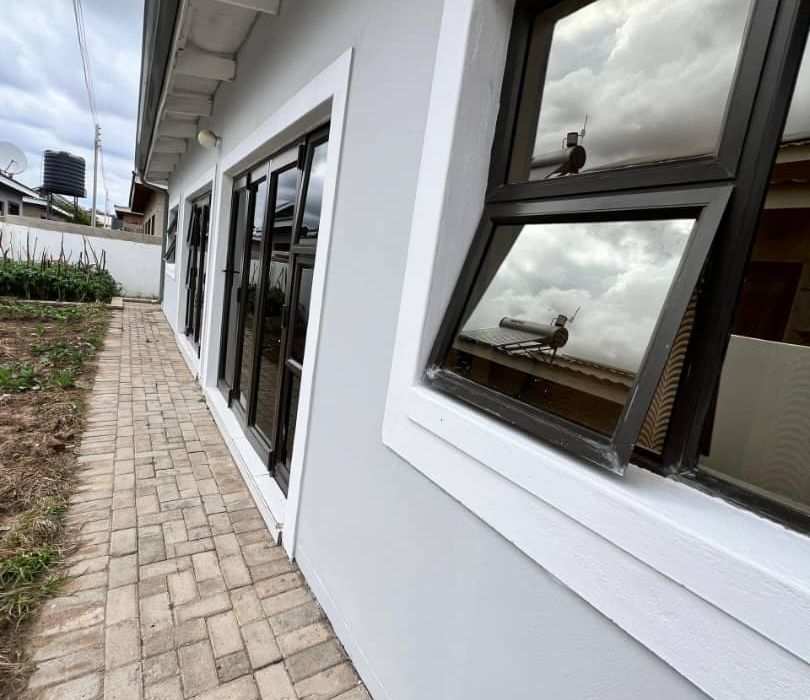 4 Bedroom House For Sale in Arlington 