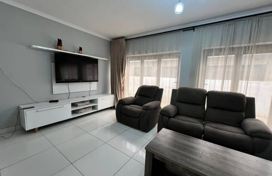 4 Bedroom House For Sale in Arlington 