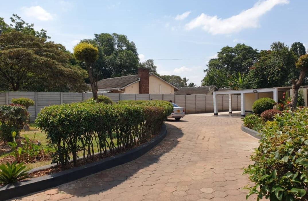 4 Bedroom House for Sale in Avondale Lomagundi Road Frontage