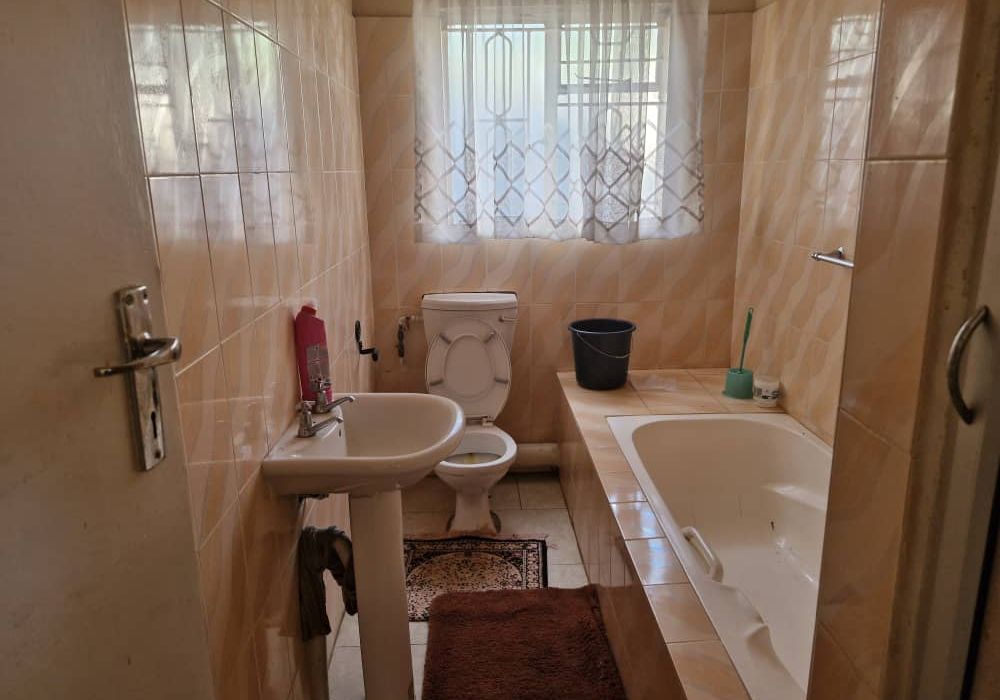 4 Bedroom House for sale in Belvedere 