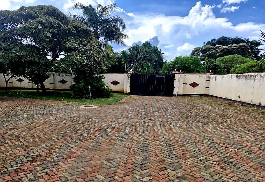 4 Bedroom House for sale in Belvedere 