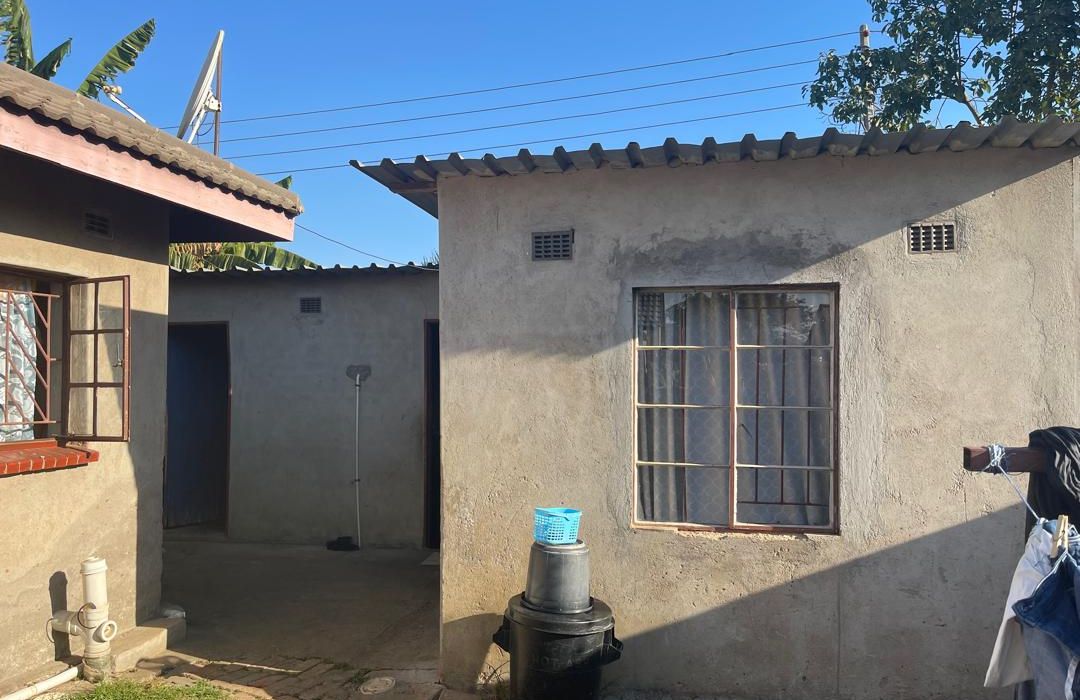 4 Bedroom House for Sale in Bluffhill 
