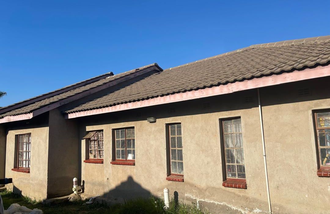 4 Bedroom House for Sale in Bluffhill 