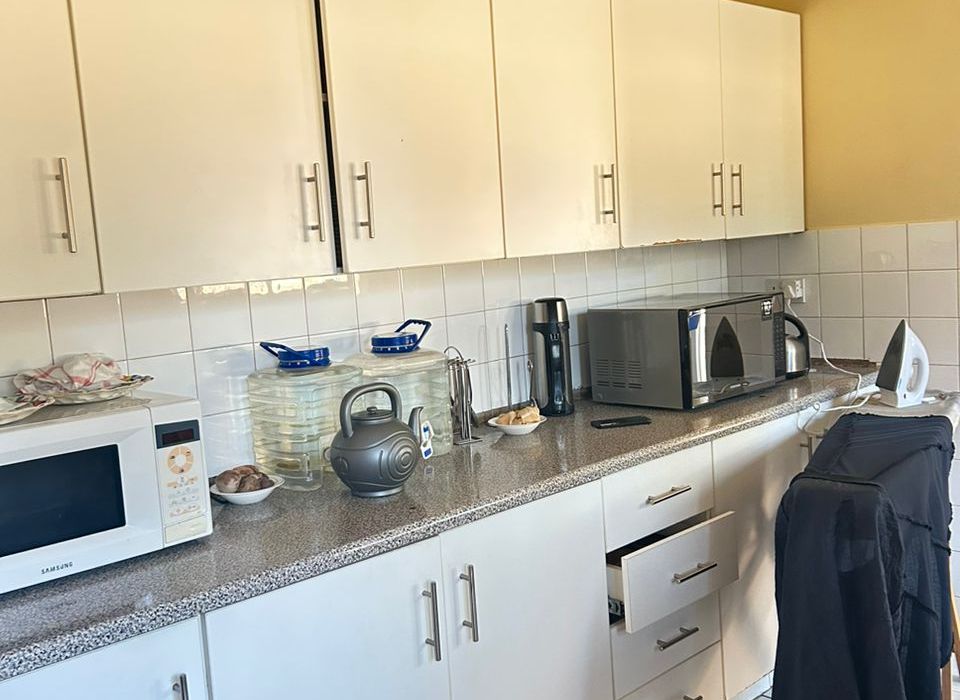 4 Bedroom House for Sale in Borrowdale 