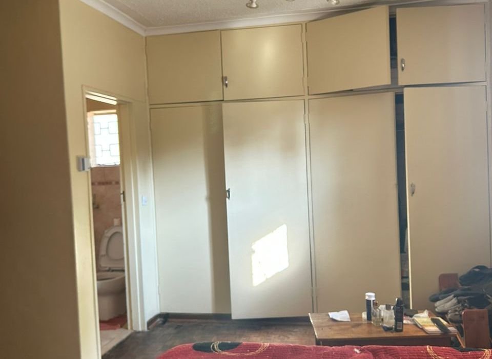 4 Bedroom House for Sale in Borrowdale 