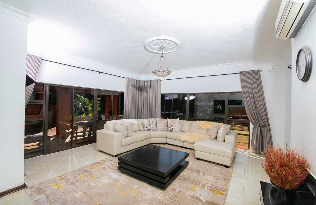4 Bedroom House for Sale in Borrowdale Brooke 