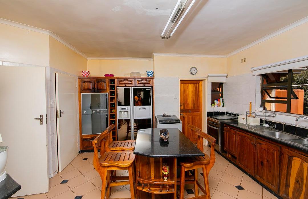 4 Bedroom House for Sale in Borrowdale Brooke 
