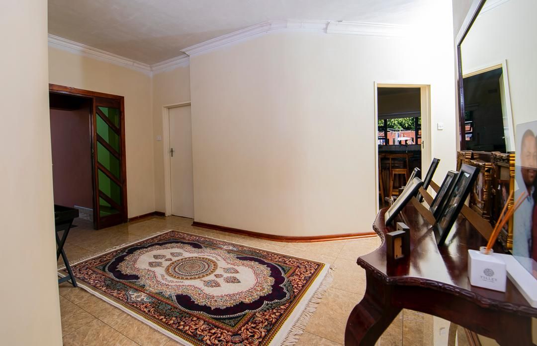 4 Bedroom House for Sale in Borrowdale Brooke 