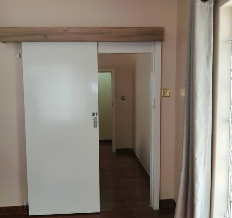 4 Bedroom House for Sale in Braeside 