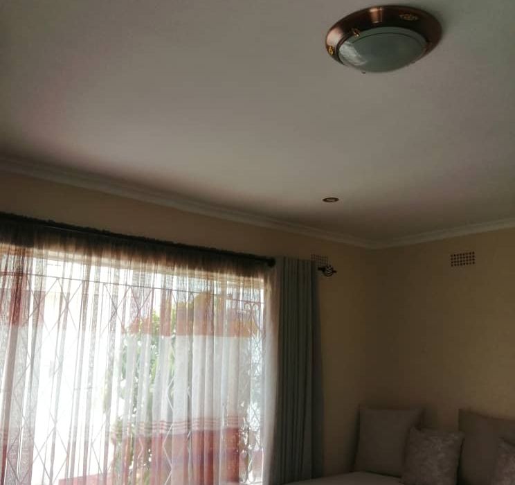 4 Bedroom House for Sale in Braeside 
