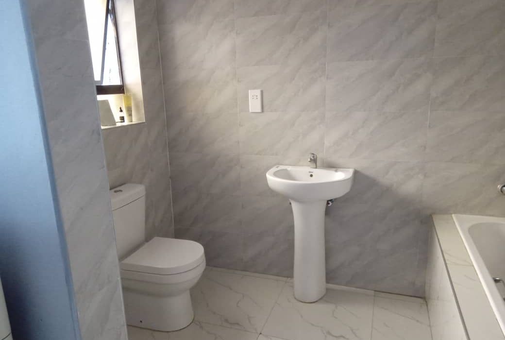4 Bedroom House for Sale in Carrick Creagh