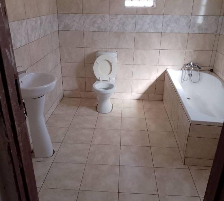 4 Bedroom House for Sale in Concession Sherwood 