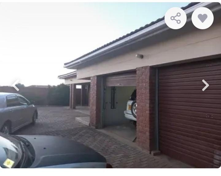 4 Bedroom House for Sale in Fairview, Westgate 