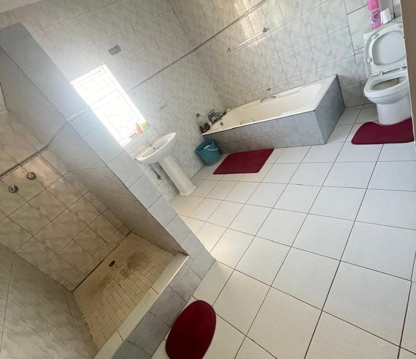 4 Bedroom House for Sale in Killarney, Bulawayo 