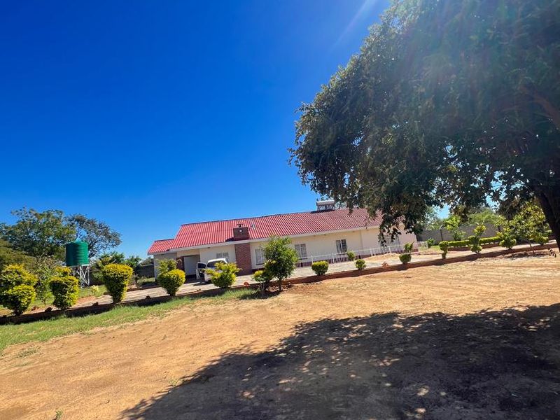 4 Bedroom House for Sale in Killarney, Bulawayo 