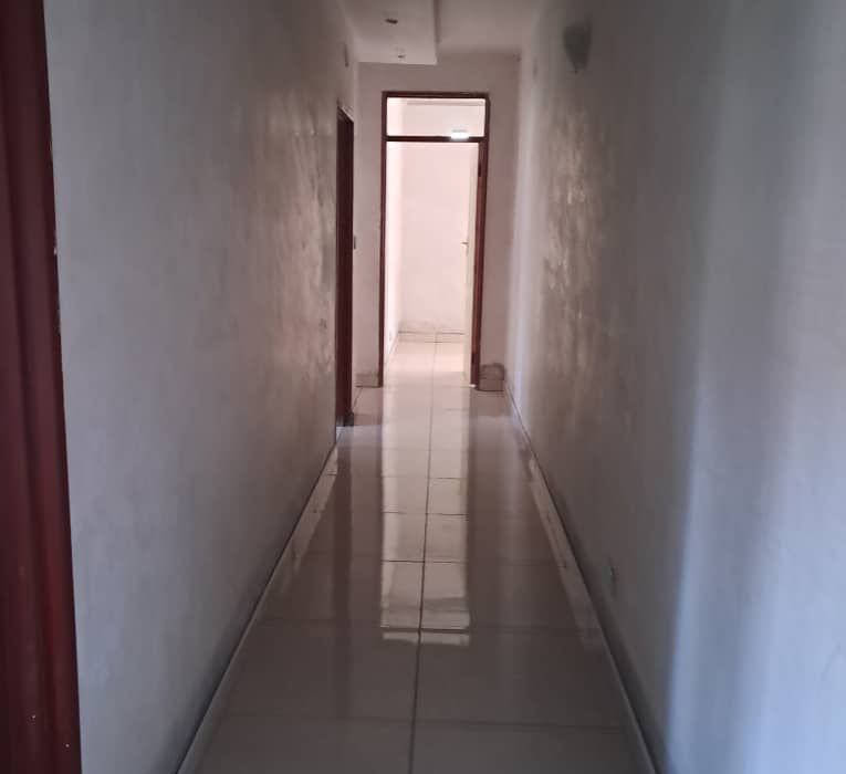 4 Bedroom House for Sale in Lochinvar 