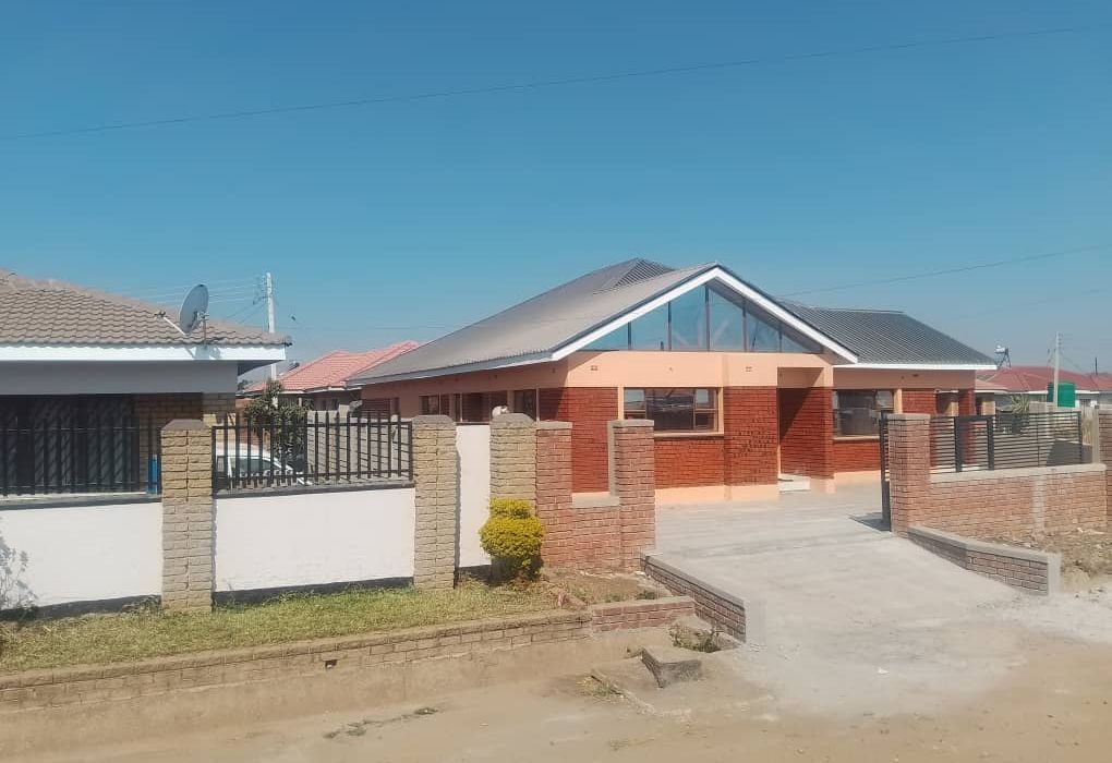 4 Bedroom House for Sale in Madokero 
