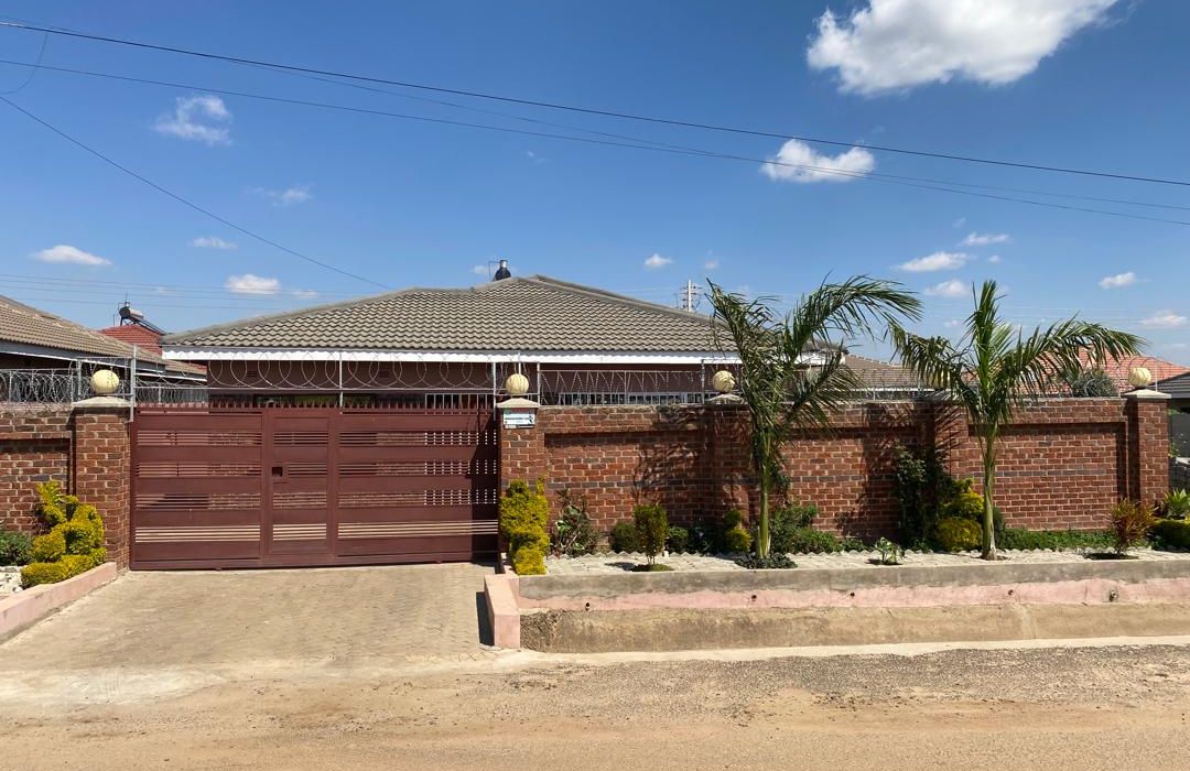 4 Bedroom House for Sale in Madokero 