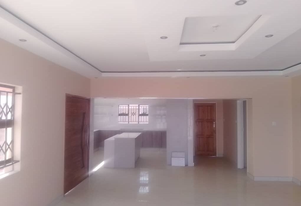 4 Bedroom House for Sale in Madokero 