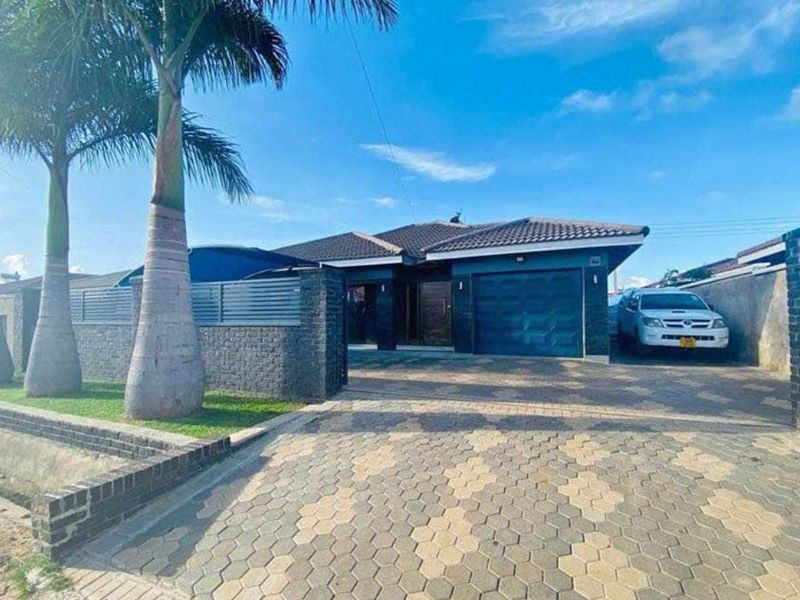 4 bedroom house for Sale in Madokero