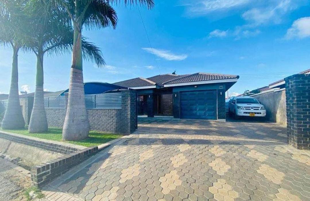 4 bedroom house for Sale in Madokero