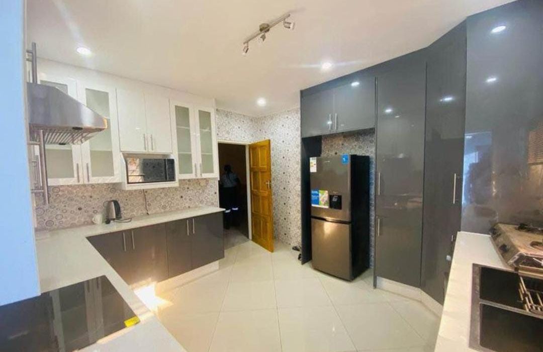 4 bedroom house for Sale in Madokero