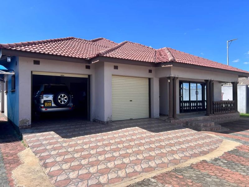 4 Bedroom House for Sale in Maranatha 