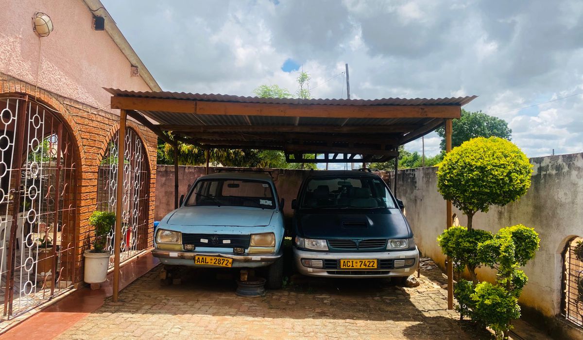 4 Bedroom House for Sale in Nketa 7 