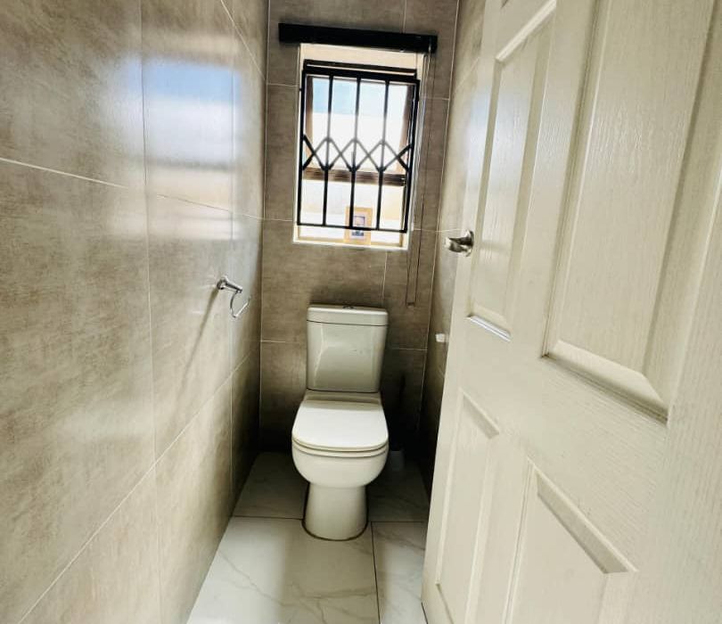 4 Bedroom House for Sale in Ruwa, Mabvazuva Estate, Phase One 1