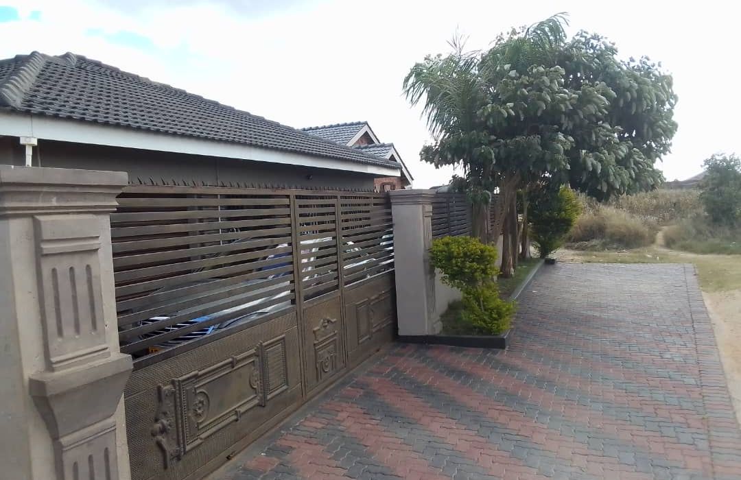 4 bedroom house for sale in Rydale Ridge