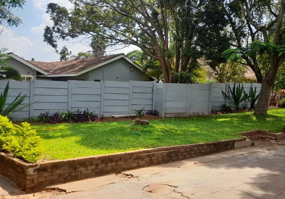 4 Bedroom House for Sale in Upper Hillside