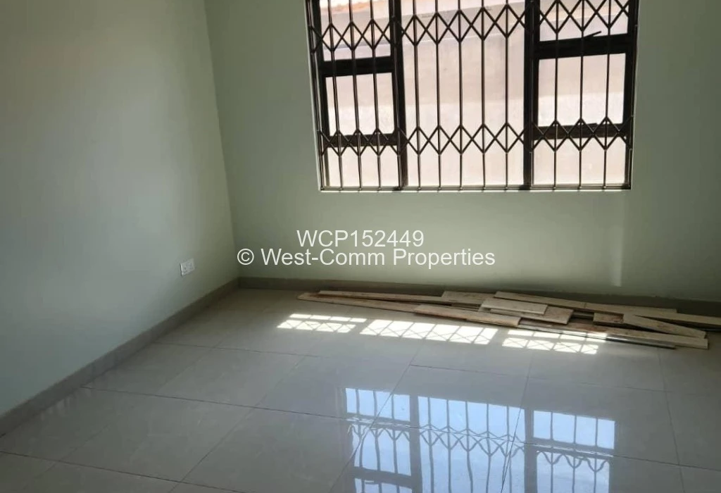 4 bedroom house for sale in Waterfalls