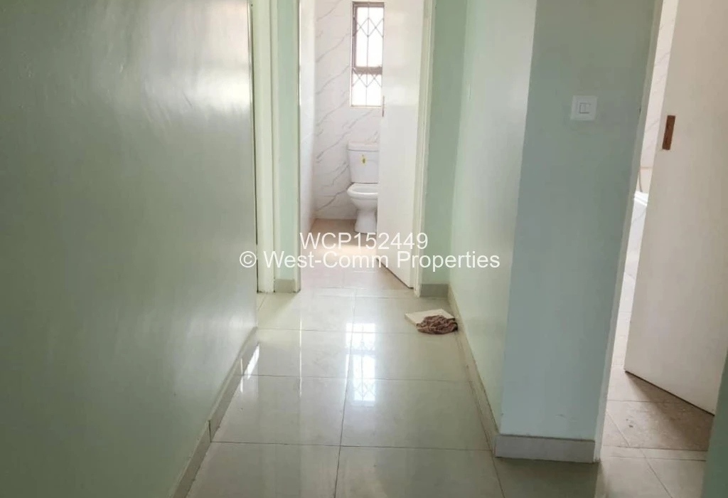 4 bedroom house for sale in Waterfalls