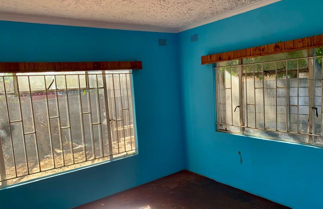 4 Bedroom House for Sale in Zengeza 3 