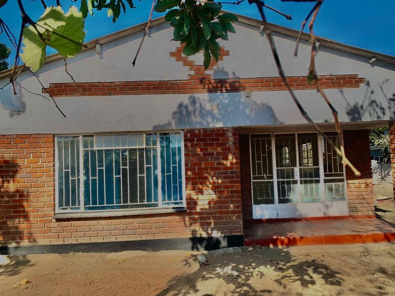 4 Bedroom House for Sale in Zengeza 3 