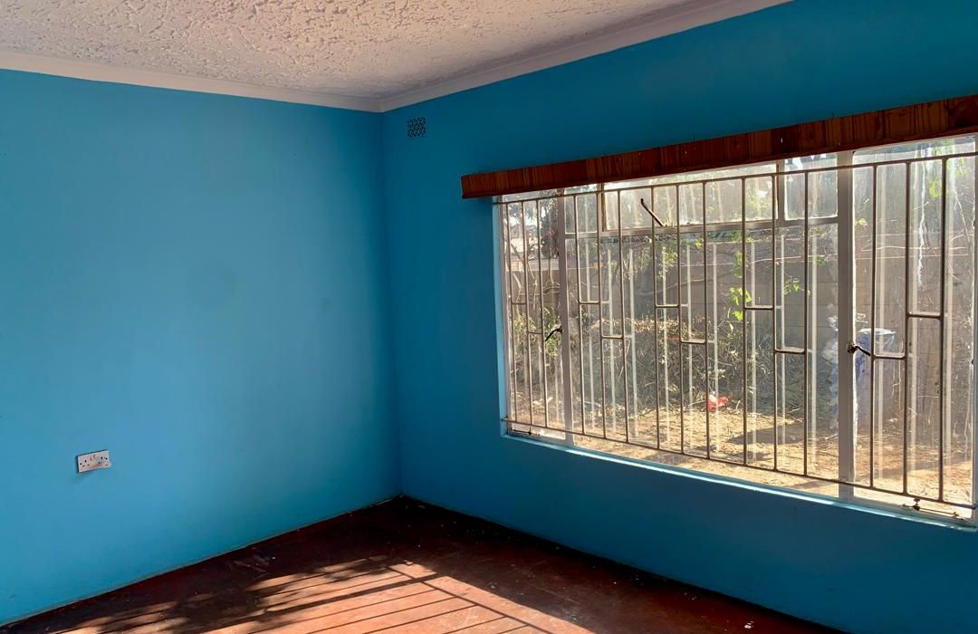 4 Bedroom House for Sale in Zengeza 3 